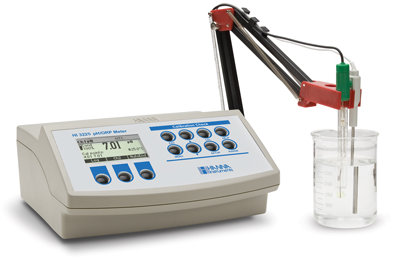 Cтационарный рН-метр/ОВП-метр/термометр HANNA HI 3220 (-2...+20 pH, pH/ORP/T)