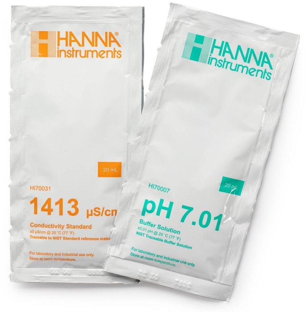 Растворы pH 7.01 и 1413 мкСм/см HANNA HI 77100C (20х20 мл)